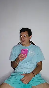 Thick_CockのライブXXXチャット