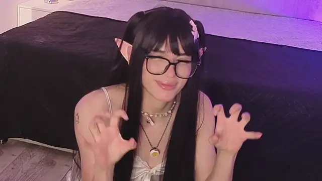 Nioki_ Live XXX-chat