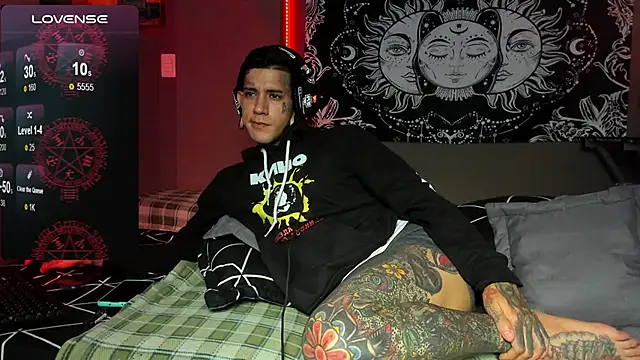 Chat +18 de jhonny__ackerman ao vivo