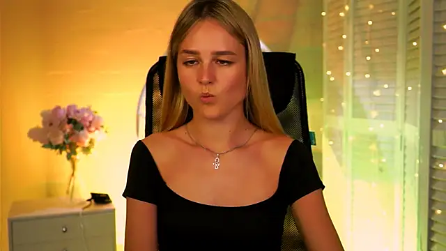 DeboraLarson: онлайн-секс-чат