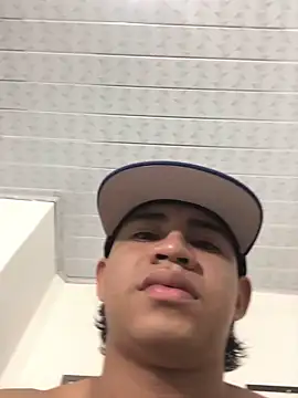 Chatroom XXX en direct de logannth