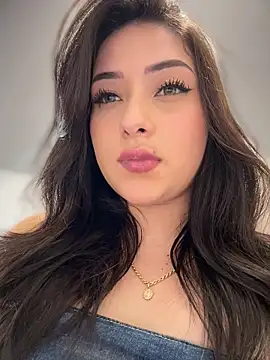 Pokazy przed kamerką – KateJohnson_