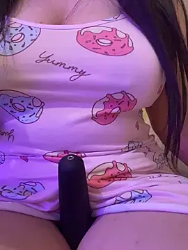 Pokazy przed kamerką – NARJICE_