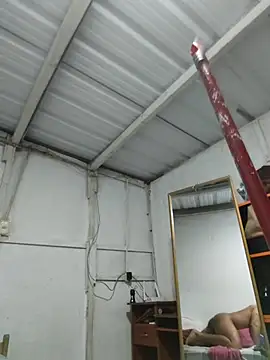 ChicoHot2503: онлайн-секс-чат