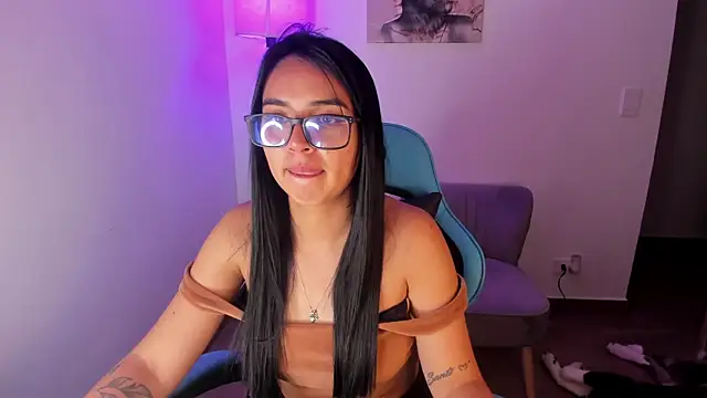 Nicole_SsのライブXXXチャット