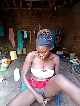 holygrail001: διαδικτυακό σόου στην κάμερα