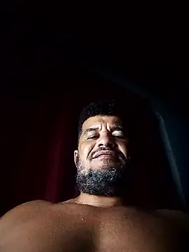 tarra122 在線直播表演