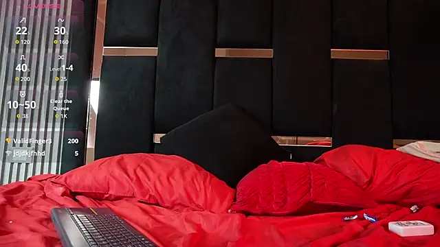 Dark_Eros_ Adlı Modelin Canlı XXX Sohbeti