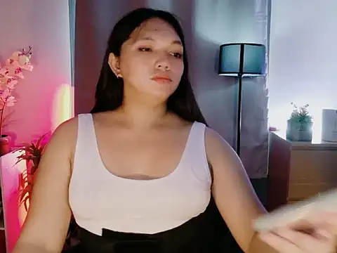 Nikki_Karishma 网络视讯表演