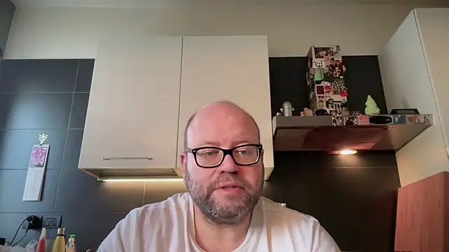 theitalianbear Live XXX Chat