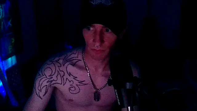 Pokazy przed kamerką – LEVIATHANX666