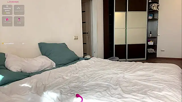 Kate_mikki Chat XXX in diretta