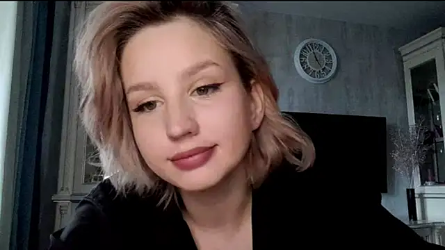 ProMillyのライブXXXチャット