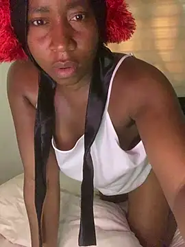 MISSMAYSROOM Adlı Modelin Canlı XXX Sohbeti