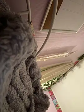 imawhorenslut19 Obrolan Langsung XXX