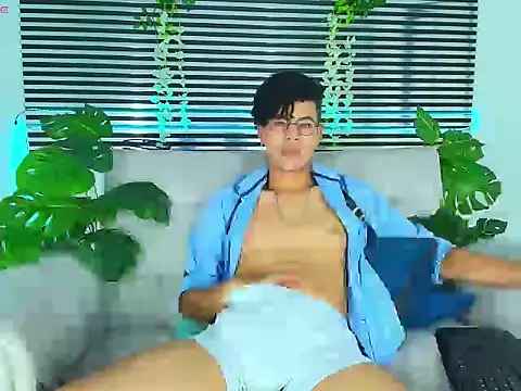 ThiiagoSaeenz Live XXX Chat