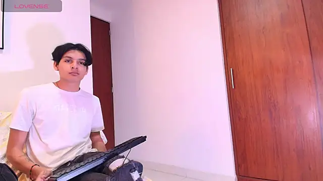 thomas_and_thiago 라이브 XXX 채팅