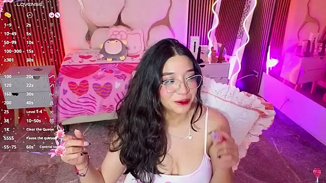 MARIANA_TAY1のライブXXXチャット