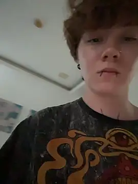 IceMurのライブXXXチャット