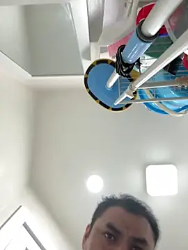 Crossroads5214 webkamerás műsora