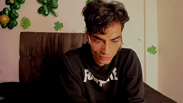 Chat XXX Live Gay_Red_Room