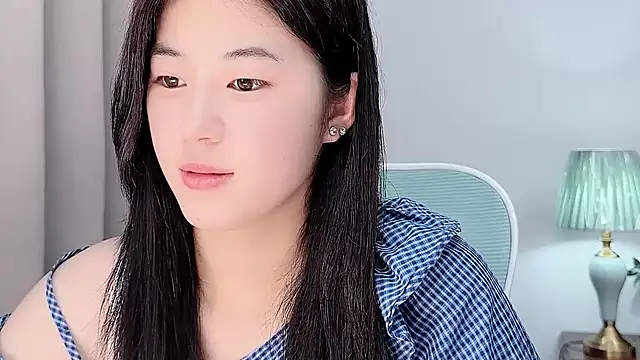 Nicole20266 现场XXX聊天