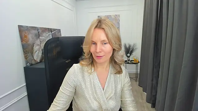 Sinty_Devis' Live XXX Chat