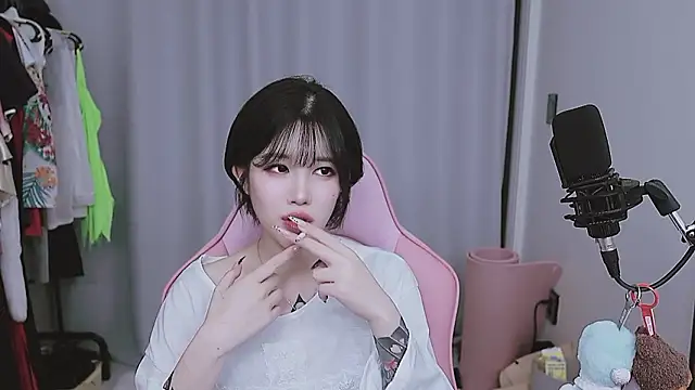 MISA_02のライブXXXチャット