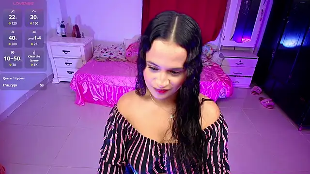 Kristin___ Chat XXX live
