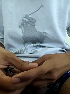 Вебкам-шоу its_coco72