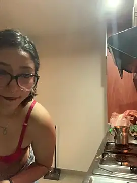 XXX chat uživo modela LilithMonette