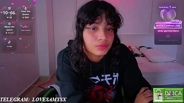 Chat XXX en directo de Lovelyamyy