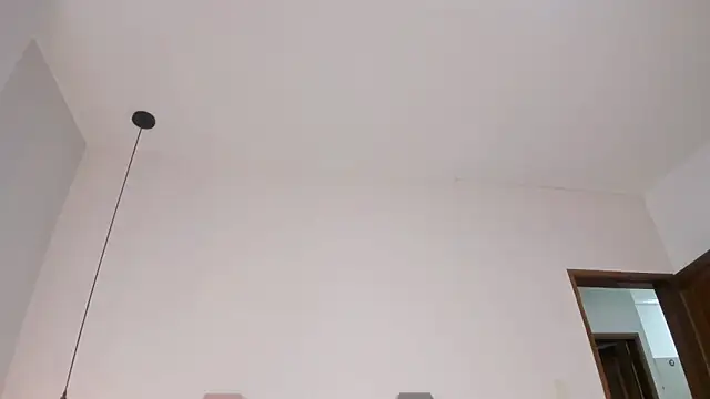 AnnaBroooks' Live XXX Chat