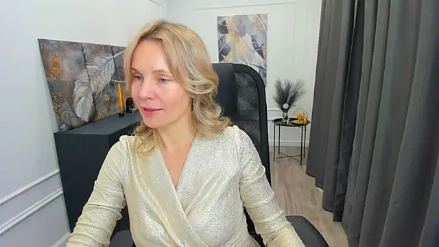 Sinty_Devis' Live XXX Chat