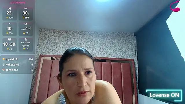 Chat XXX en directo de Barbara_fox__