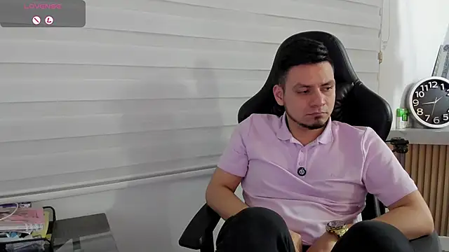 Czat XXX na żywo – Rick_Adams