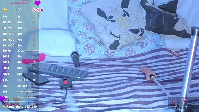 AdyanaRosiesのライブXXXチャット