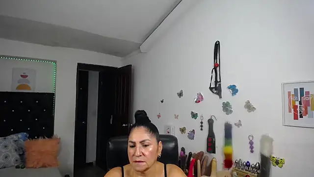 Chat XXX ao vivo de mature_bigboobs10