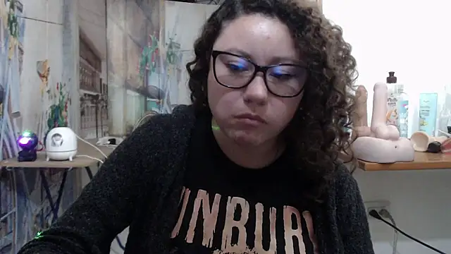 curly_greeneyedn Live XXX chat