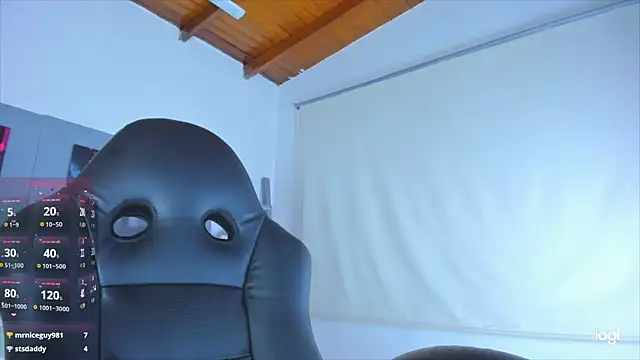 XXX chat uživo modela AlessiaMarcu-