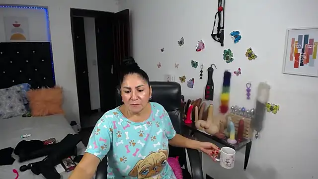 mature_bigboobs10's Live XXX Chat