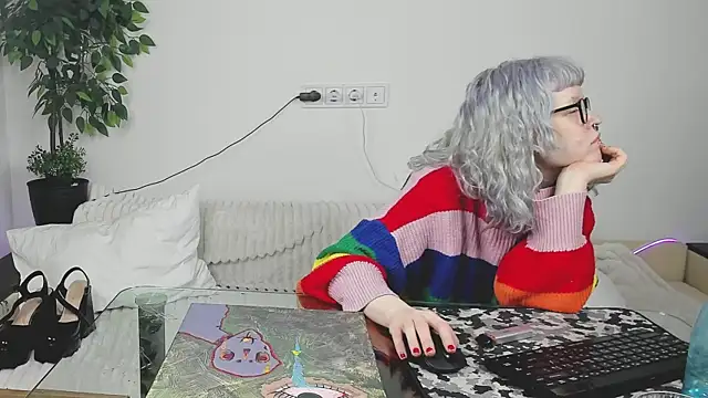 EdythElswick 现场XXX聊天