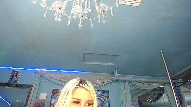 ADRIANNA_FOX – Live XXX-chat