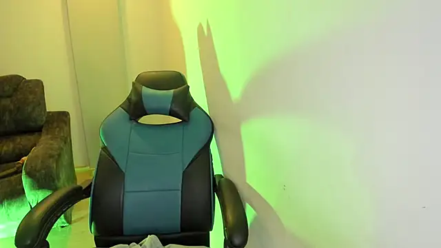 Scarbadgirl_'s Live XXX Chat