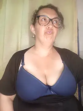 _Saraqueen Live XXX Chat