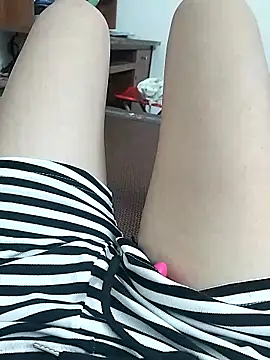 Lili_2love Chat XXX in diretta