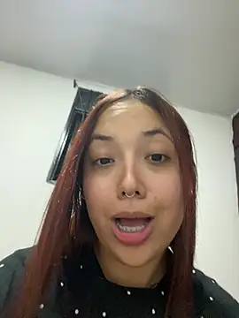 valery_cam0 webcam show