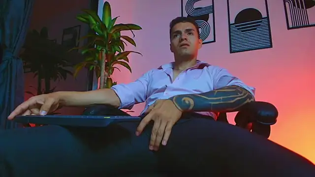 Webkamerová show ALPHA_DOMINUS_