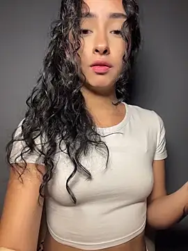 RosseMelodyn Live XXX chat