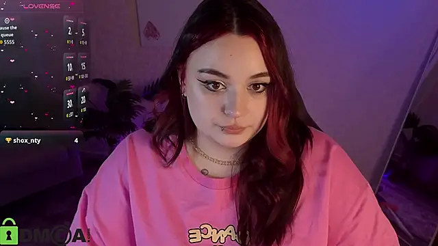 Mia_R0ss Adlı Modelin Canlı XXX Sohbeti